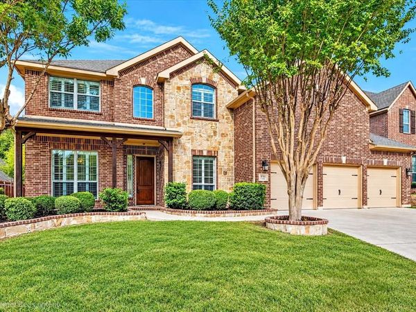 9705 Bowman Drive, Fort Worth, TX 76244