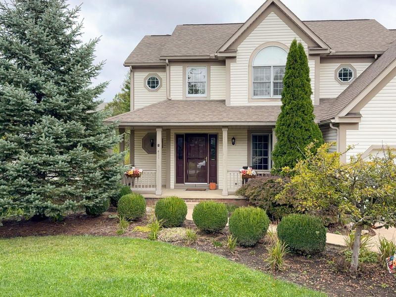411 Hillbrook Drive, Cuyahoga Falls, OH 44223 Photo 2