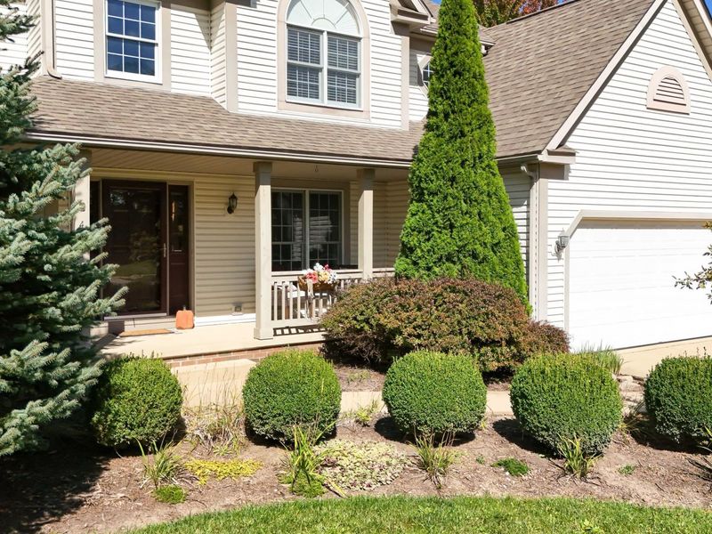 411 Hillbrook Drive, Cuyahoga Falls, OH 44223 Photo 2