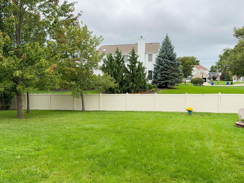 411 Hillbrook Drive, Cuyahoga Falls, OH 44223 Photo 3