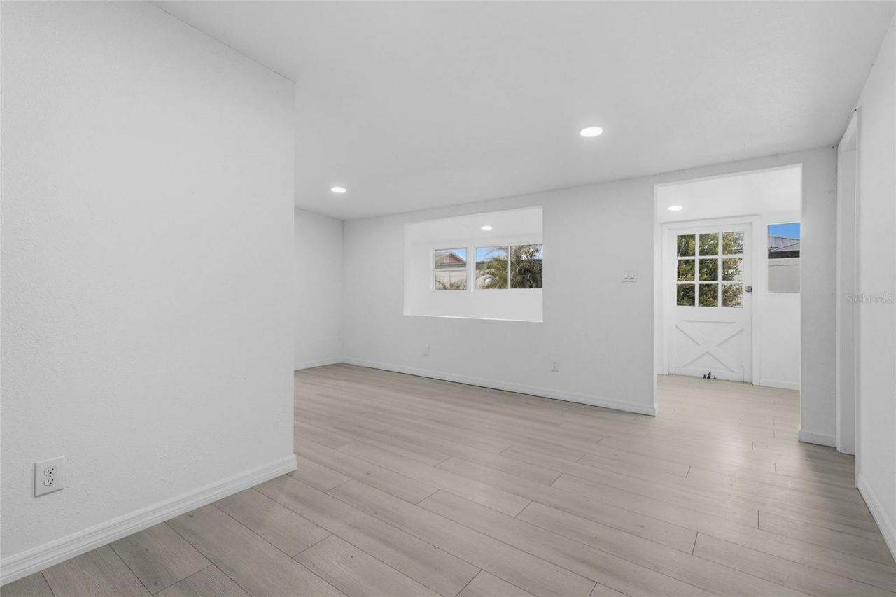 2901 Poplar Street, Sarasota, FL 34237 Photo