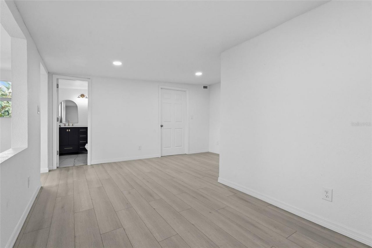 2901 Poplar Street, Sarasota, FL 34237 Photo
