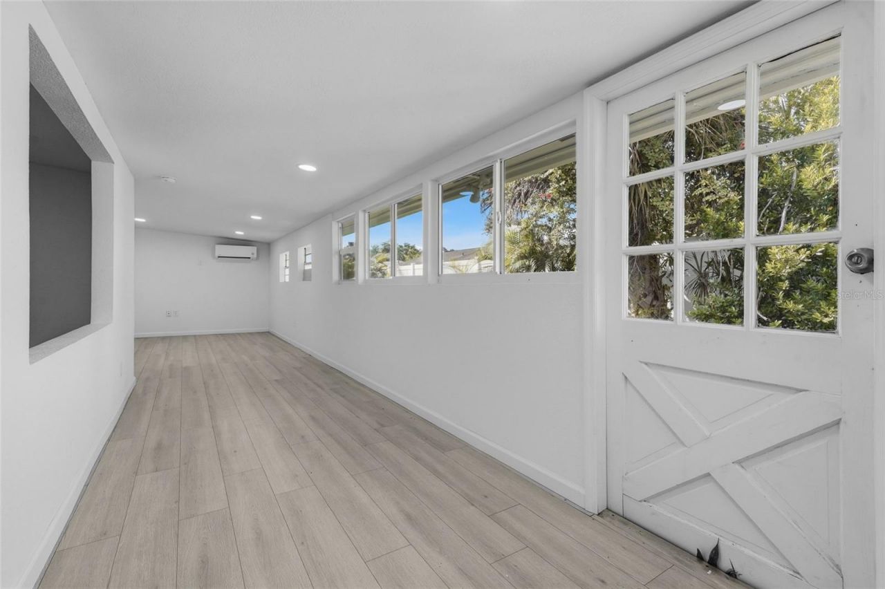 2901 Poplar Street, Sarasota, FL 34237 Photo