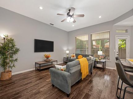 150 Elkins Cir, Folsom, CA 95630 Photo