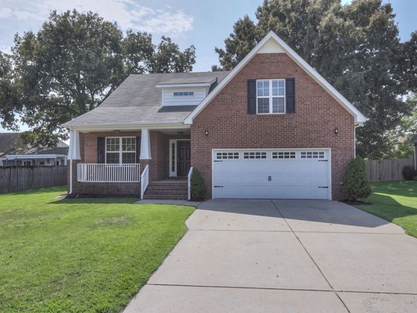 1105 Clay Ct , Murfreesboro, TN 37128
