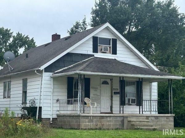 2009 W 6th Street, Mishawaka, IN 46544