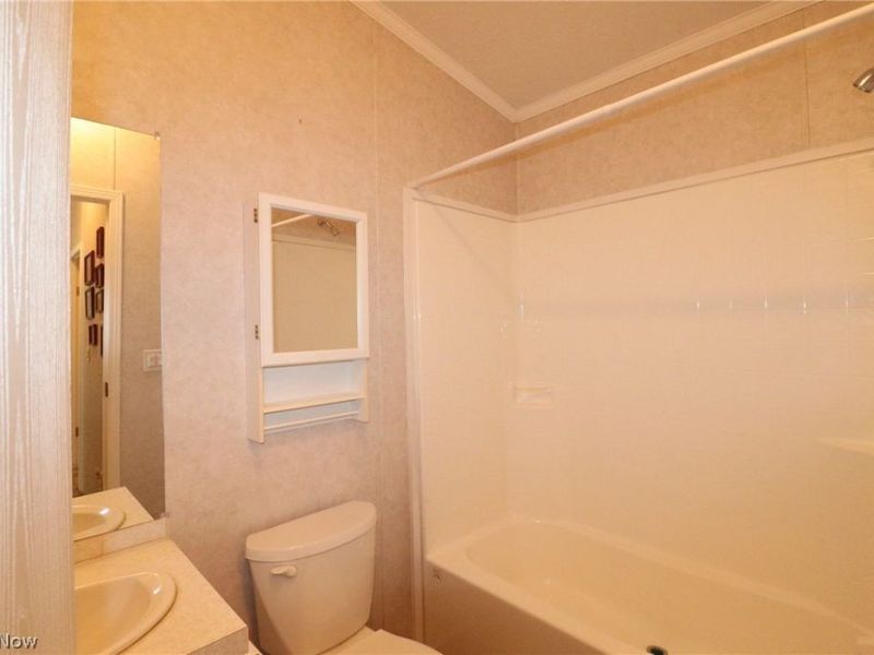 106 Shawnee Lane, Unit 106, Creston, OH 44217 Photo 20