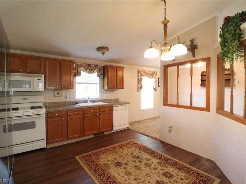 106 Shawnee Lane, Unit 106, Creston, OH 44217 Photo 4