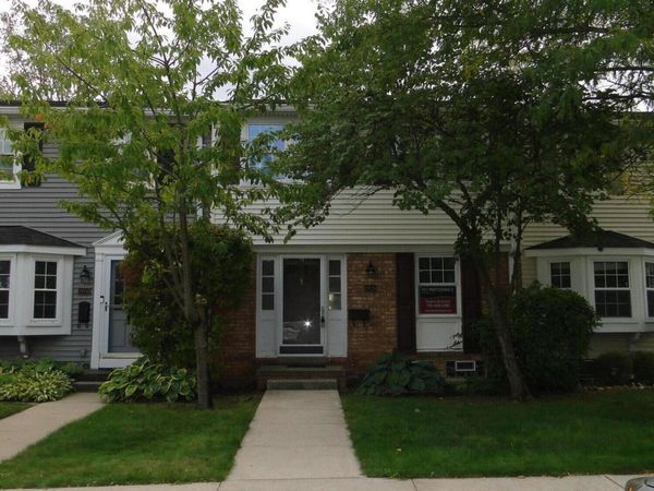 19528 Mann Court, Northville, MI 48167