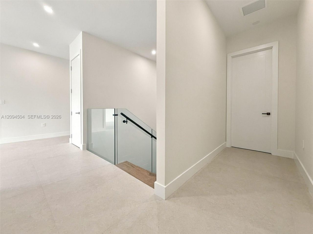 6255 SW 69th St , South Miami, FL 33143 Photo