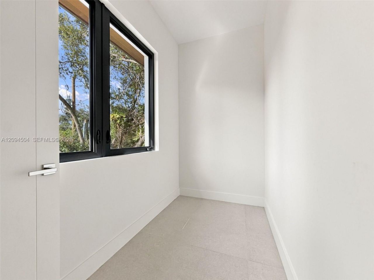 6255 SW 69th St , South Miami, FL 33143 Photo