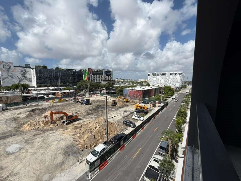 2700 NW 2nd Ave , Unit 421, Miami, FL 33127 Photo