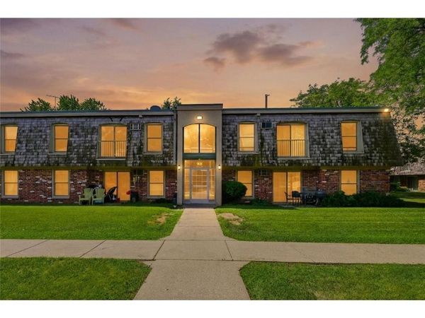 908 9th Avenue S, Unit 7, Hopkins, MN 55343