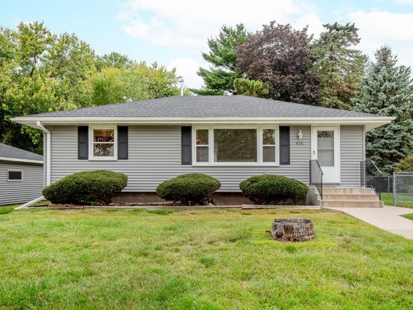 416 21st Avenue S, South Saint Paul, MN 55075