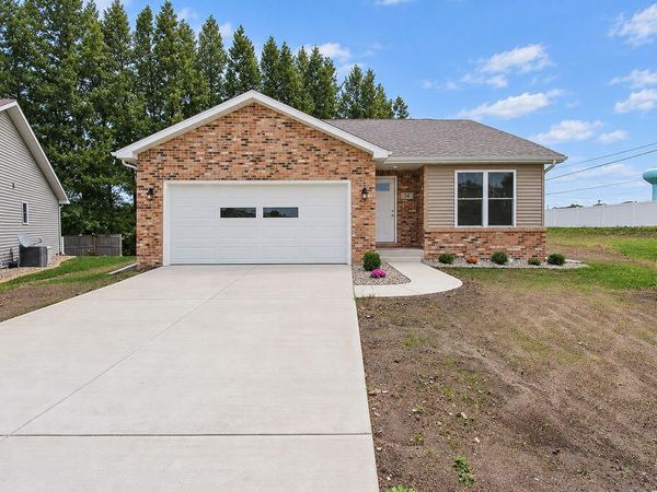 74 Prince William Court , La Porte, IN 46350