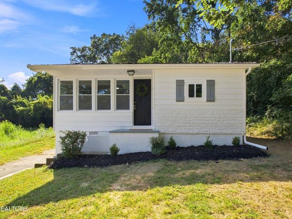 901 Minnesota Ave, Knoxville, TN 37921