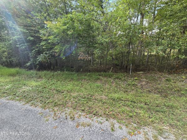 4027 Desoto Drive, Crossville, TN 38572