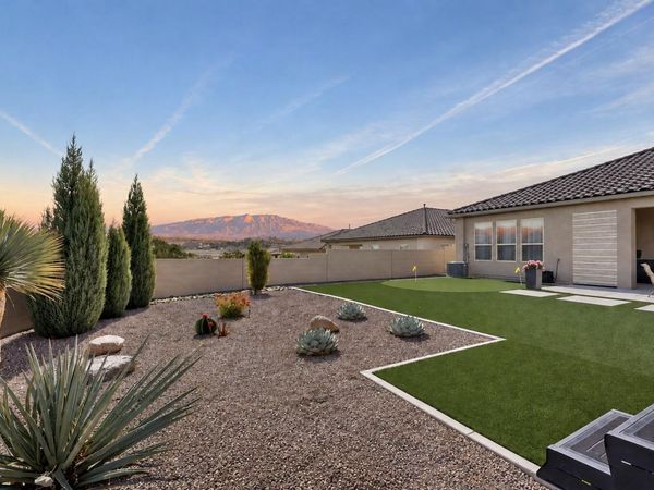 2554 Guadalupe Road NE, Rio Rancho, NM 87144