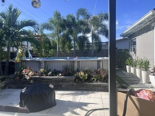 4820 NE 4TH Avenue, Oakland Park, FL 33334