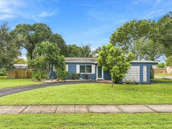 3366 SW 16TH Court, Fort Lauderdale, FL 33312