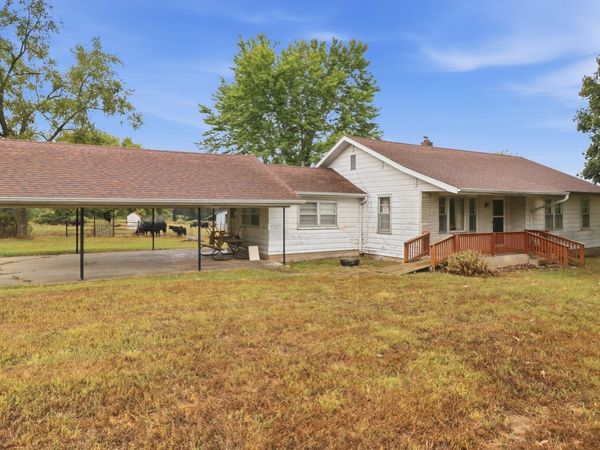 17108 Highway B , Houston, MO 65483