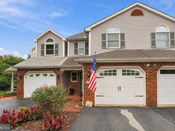 139 PEPPERTON COURT, LITITZ, PA 17543