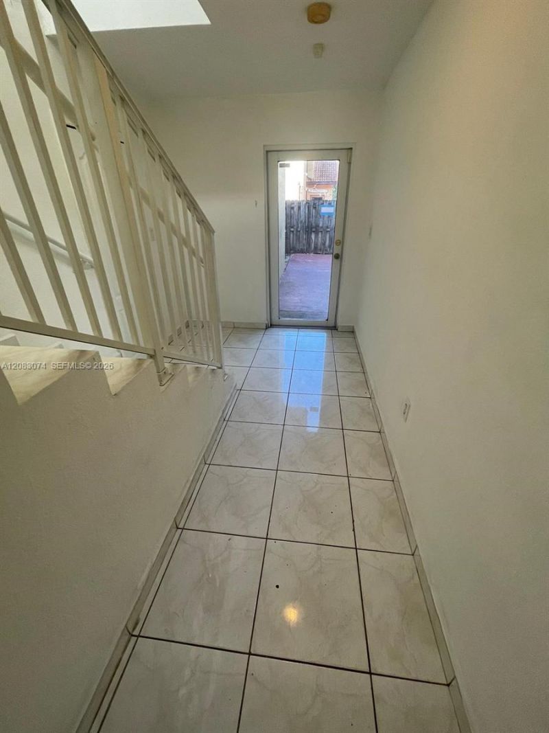 17346 NW 74th Ave , Unit 201, Hialeah, FL 33015 Photo