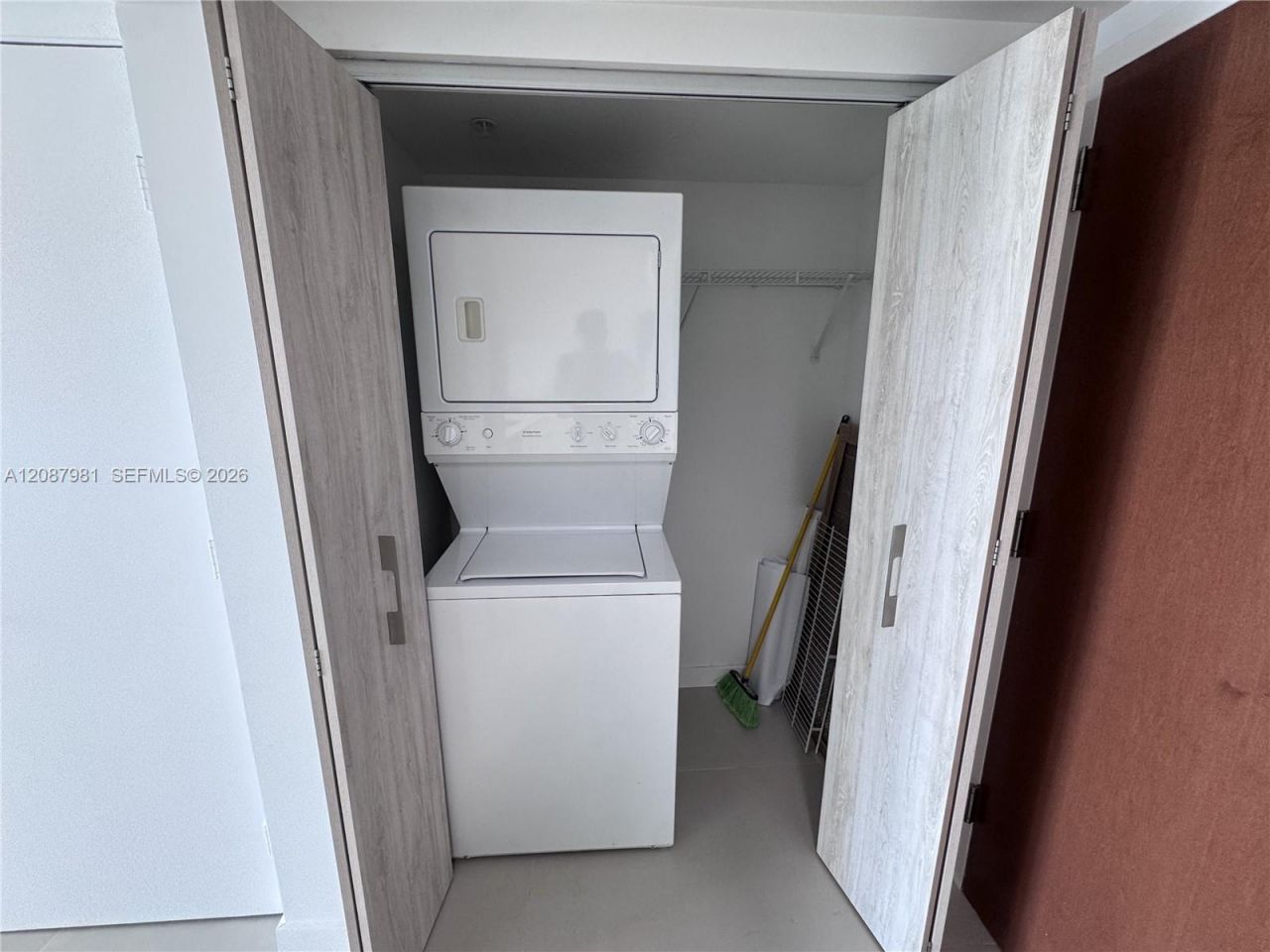 31 SE 5th St , Unit 2009, Miami, FL 33131 Photo