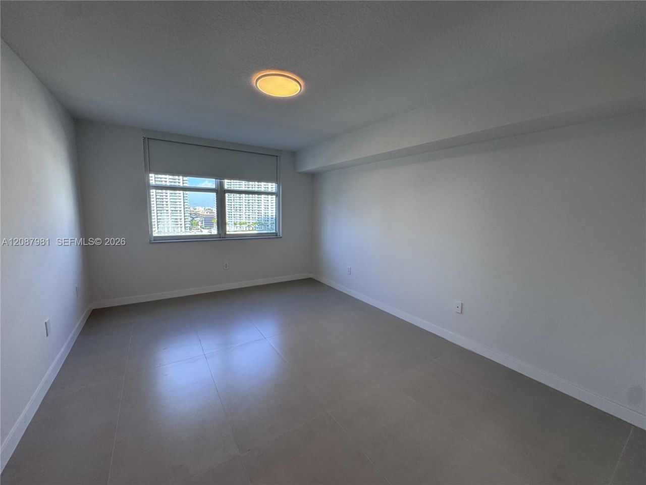 31 SE 5th St , Unit 2009, Miami, FL 33131 Photo