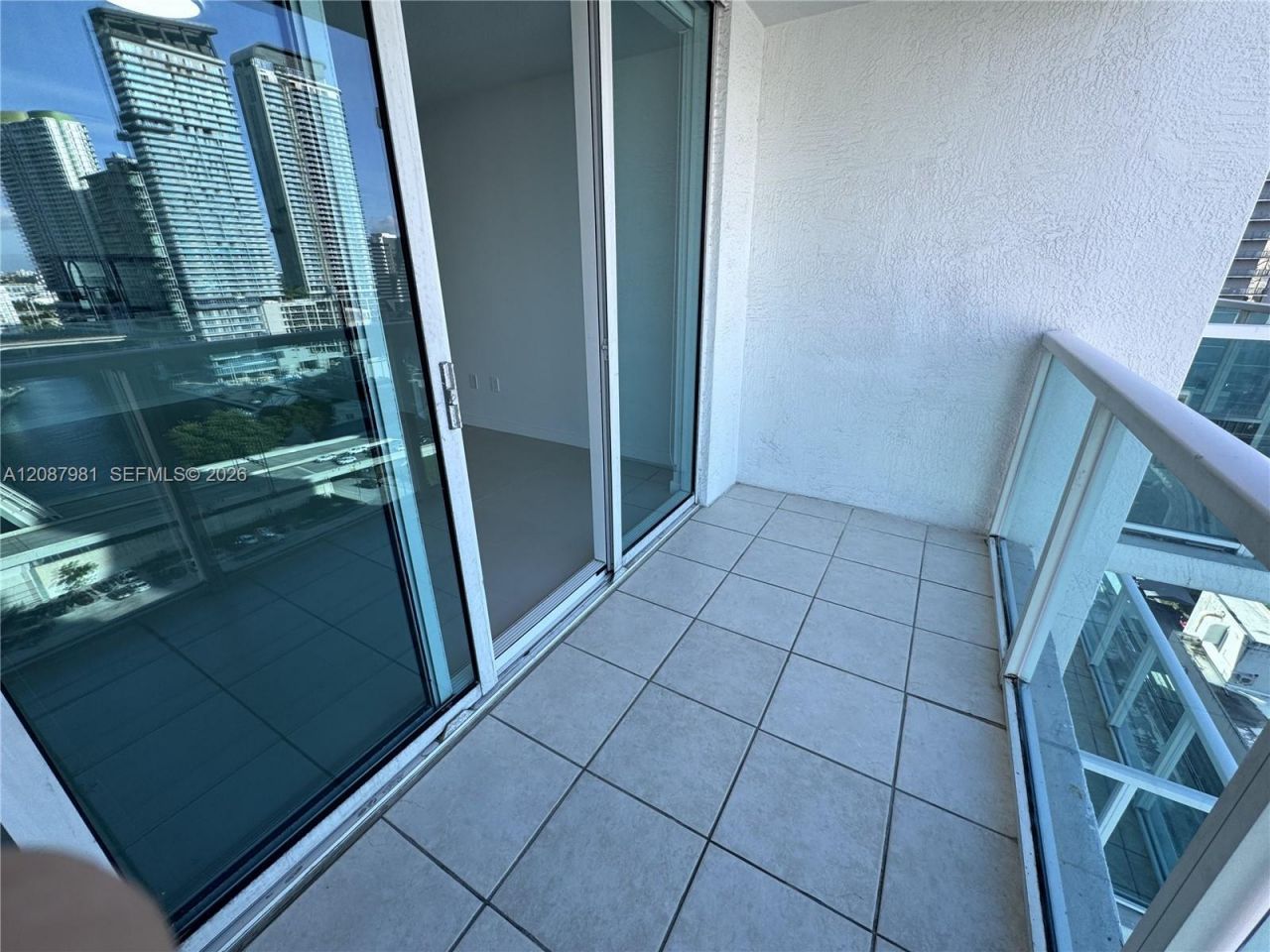 31 SE 5th St , Unit 2009, Miami, FL 33131 Photo
