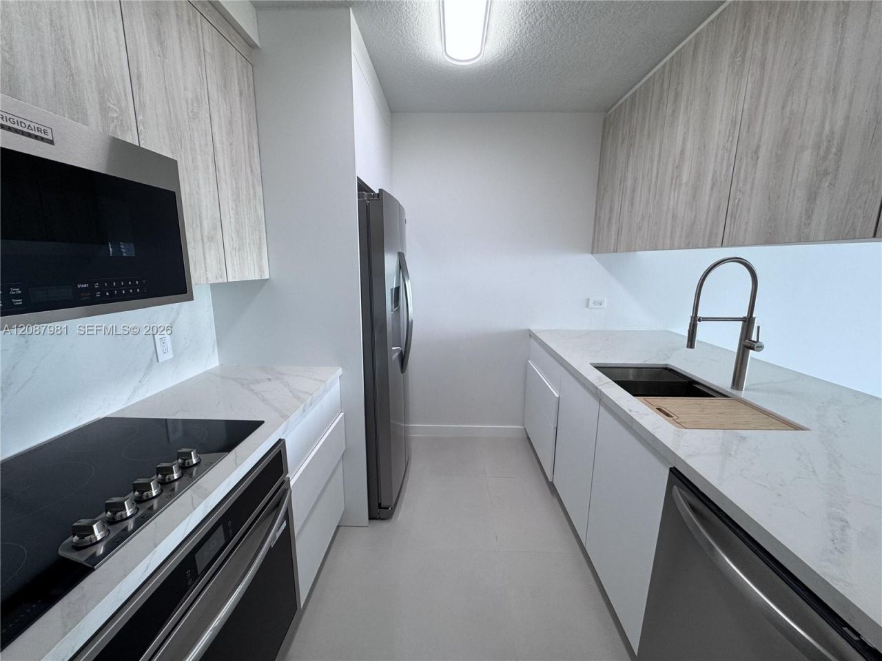 31 SE 5th St , Unit 2009, Miami, FL 33131 Photo