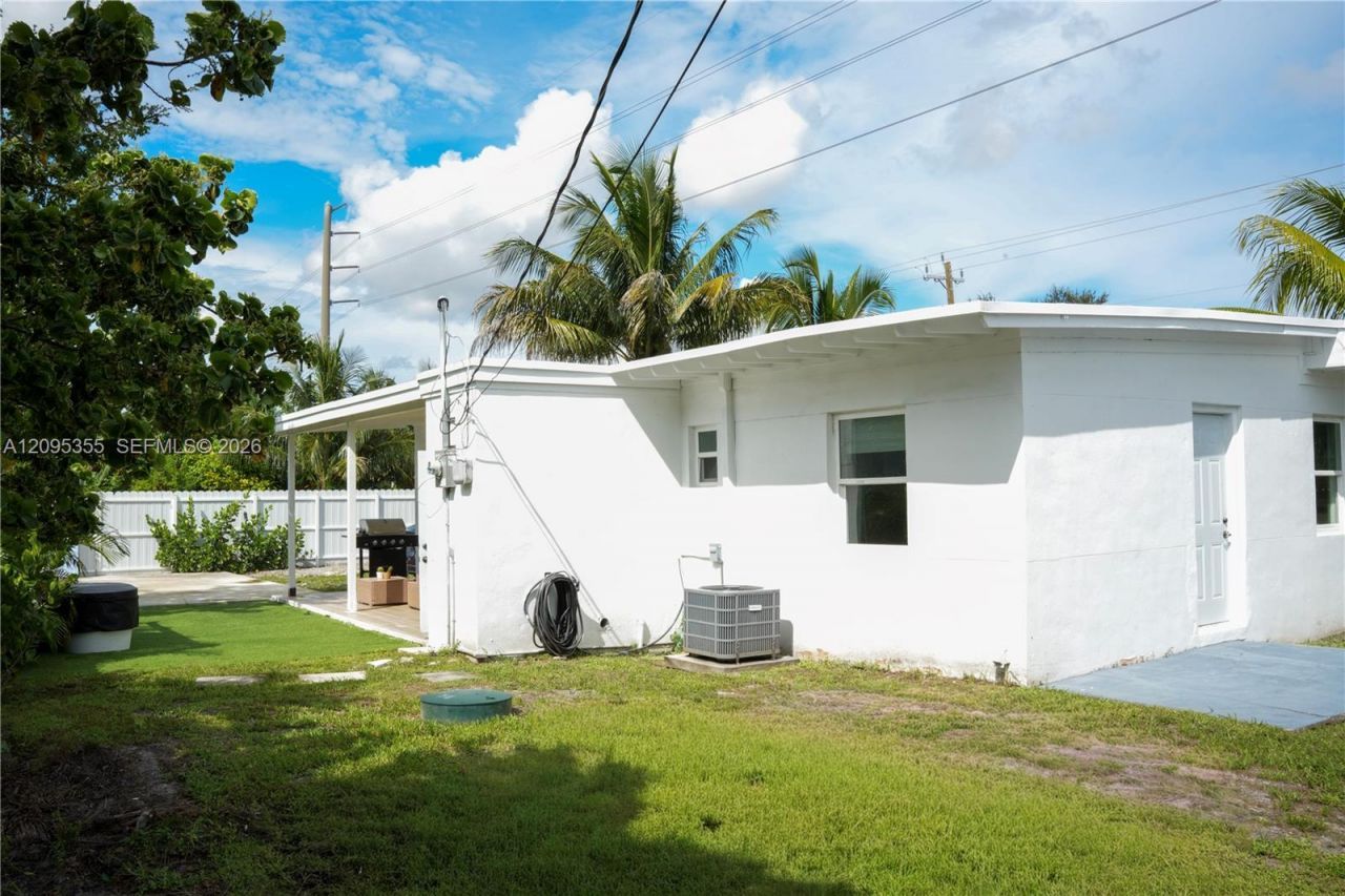 11720 NW 5th Ave, Miami, FL 33168 Photo