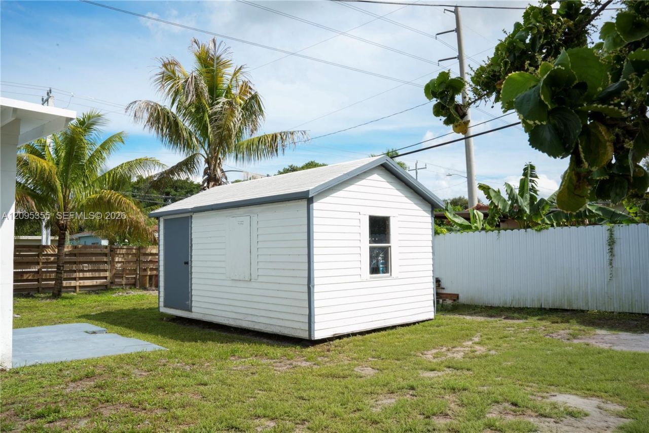 11720 NW 5th Ave, Miami, FL 33168 Photo