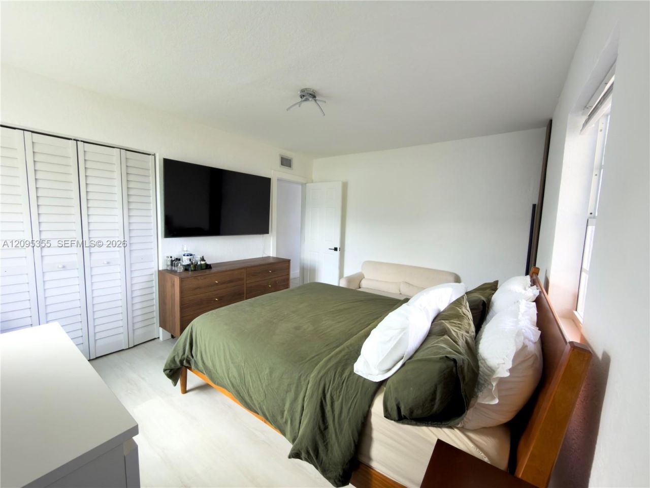 11720 NW 5th Ave, Miami, FL 33168 Photo