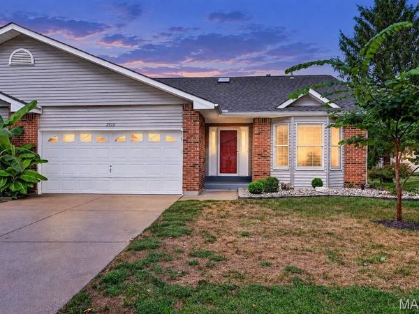 2960 Sylvan Lane , Unit 5D, St Charles, MO 63301