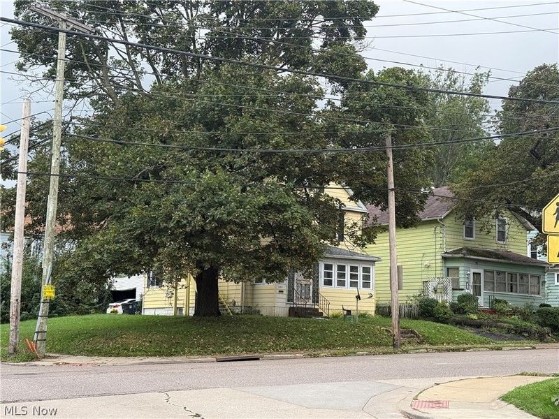 639 Grant Street, Akron, OH 44311 Photo 15