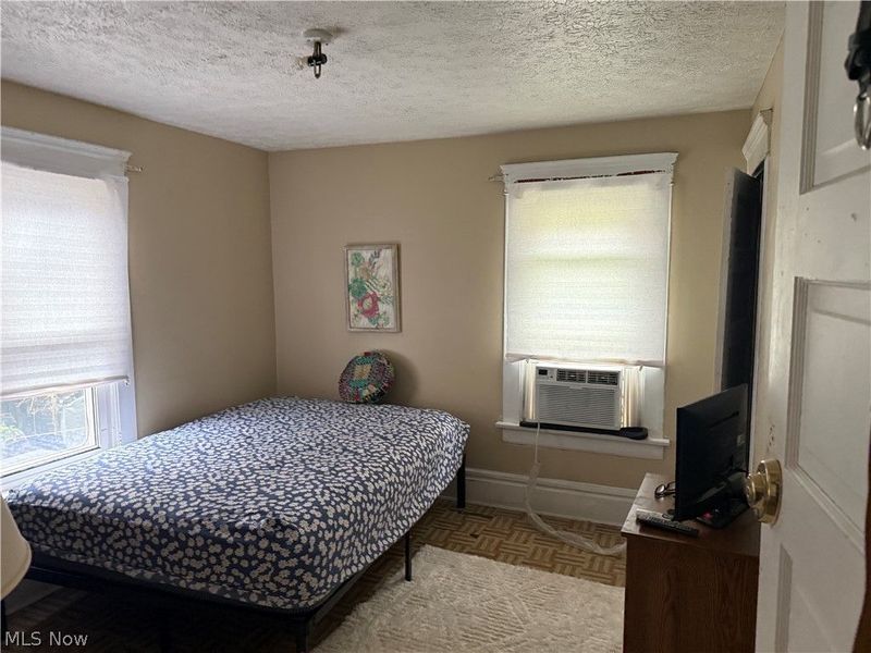 639 Grant Street, Akron, OH 44311 Photo 9