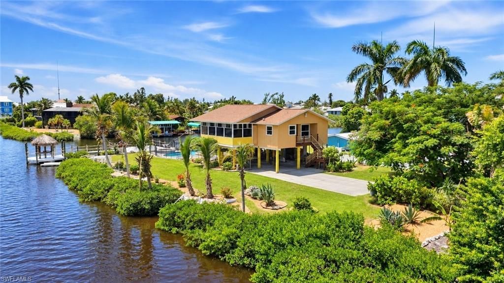 5191 Marina Dr, Bokeelia, FL 33922 Photo