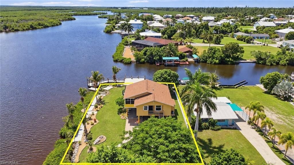 5191 Marina Dr, Bokeelia, FL 33922 Photo