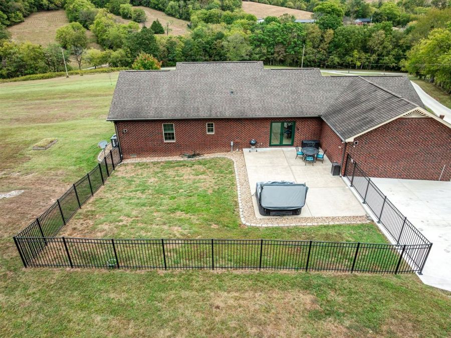 Property Image 32