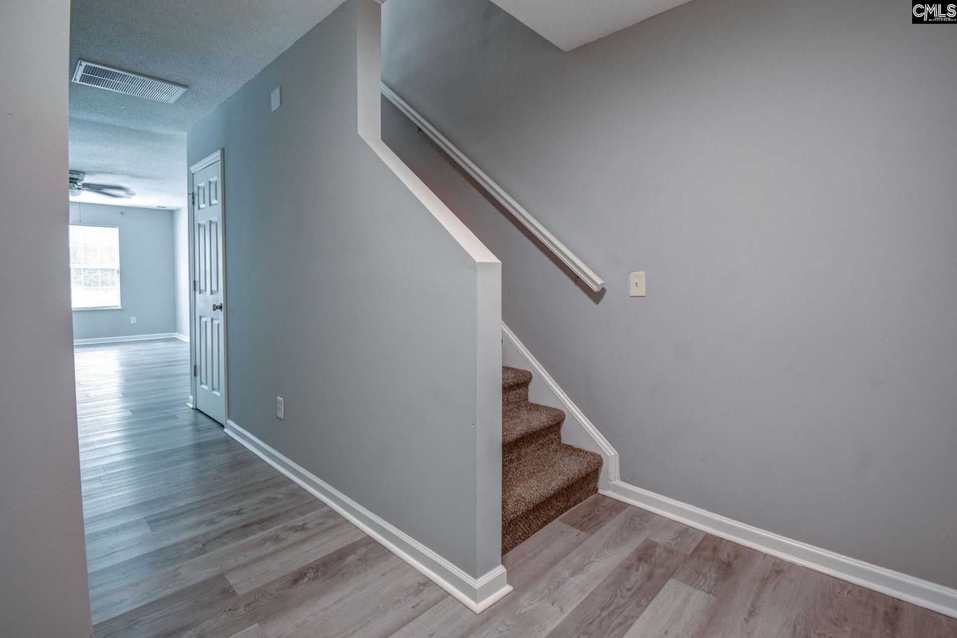 304 Curvewood Road Photo 4