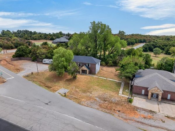 14330 SE 29th Street, Choctaw, OK 73020