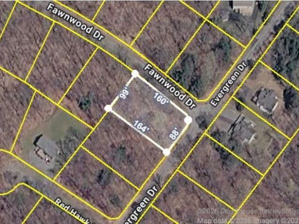 Evergreen Drive , Greentown, PA 18426