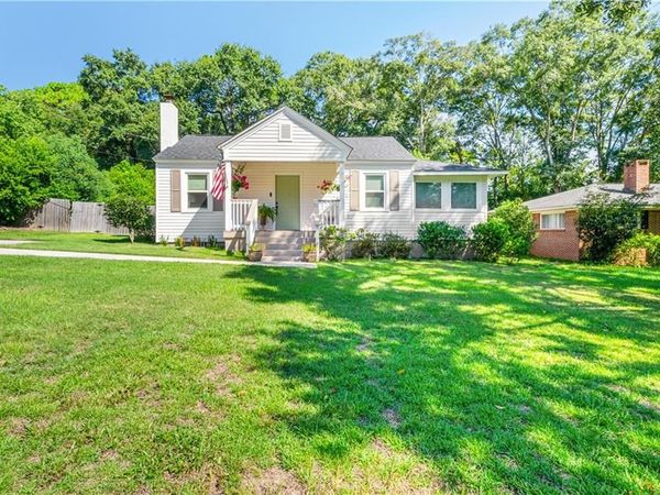 4704 Oxford Drive, Mobile, AL 36618