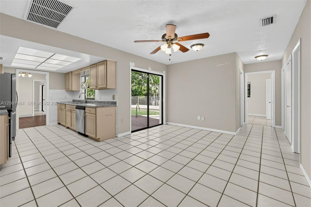 2931 S Seacrest Blvd, Boynton Beach, FL 33435 Photo