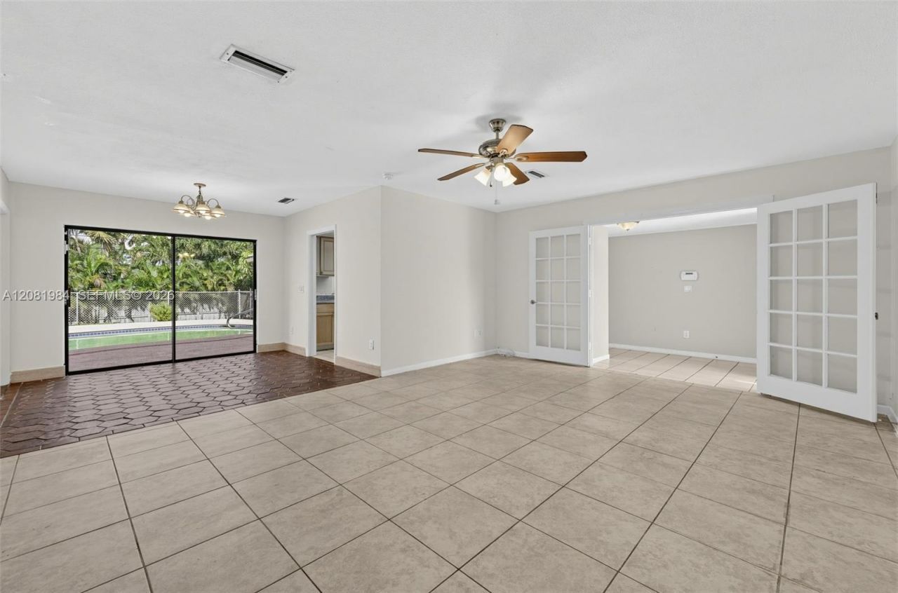 2931 S Seacrest Blvd, Boynton Beach, FL 33435 Photo