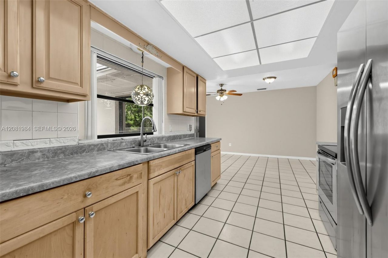 2931 S Seacrest Blvd, Boynton Beach, FL 33435 Photo