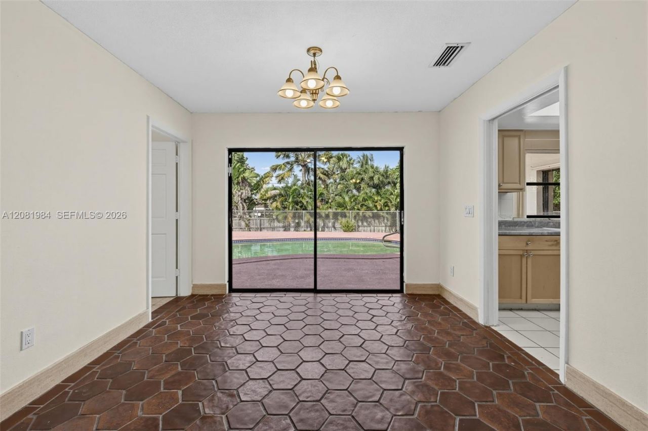 2931 S Seacrest Blvd, Boynton Beach, FL 33435 Photo