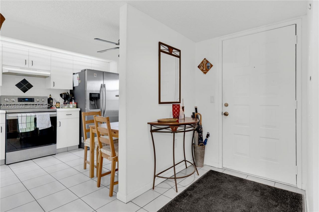 13105 SW 16th Ct, Unit 412L, Pembroke Pines, FL 33027 Photo