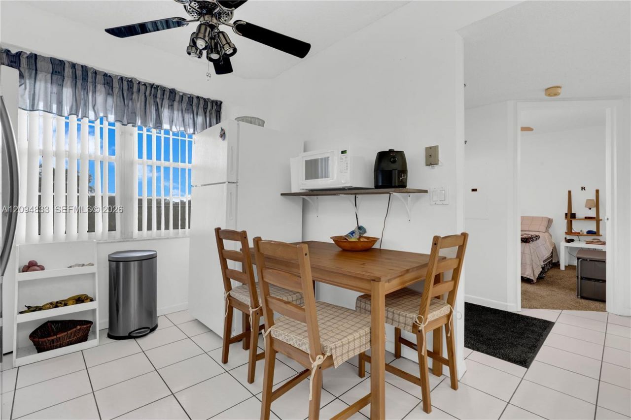 13105 SW 16th Ct, Unit 412L, Pembroke Pines, FL 33027 Photo